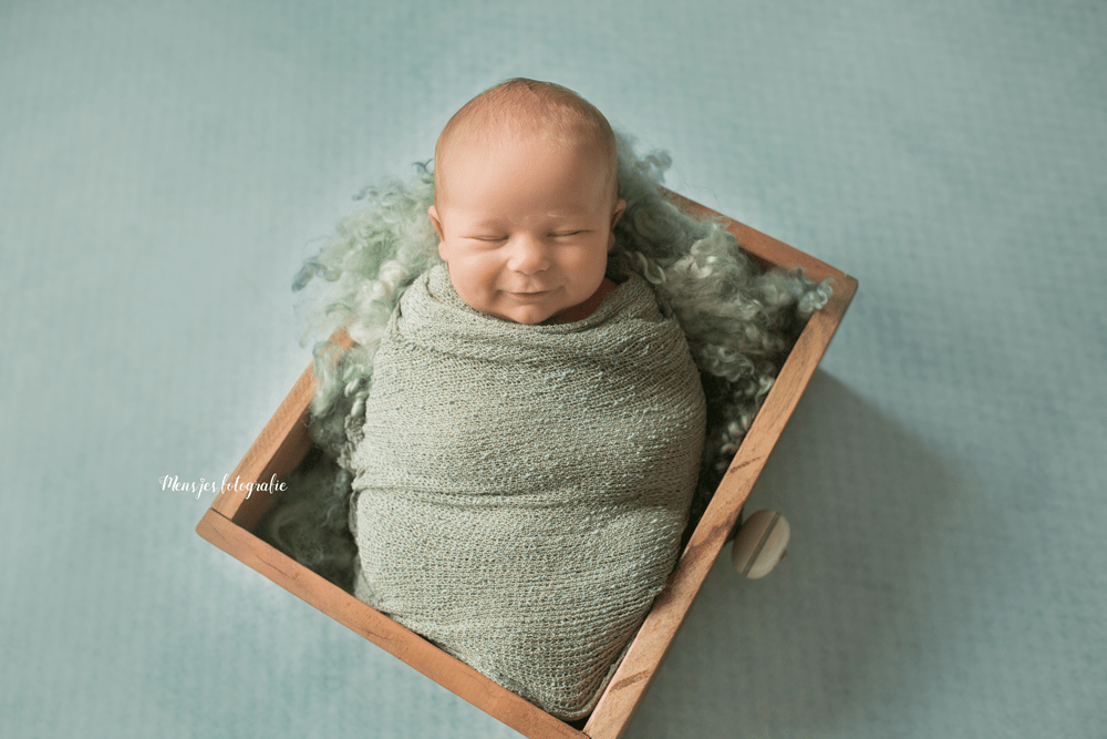 Newborn - Mensjes Fotografie